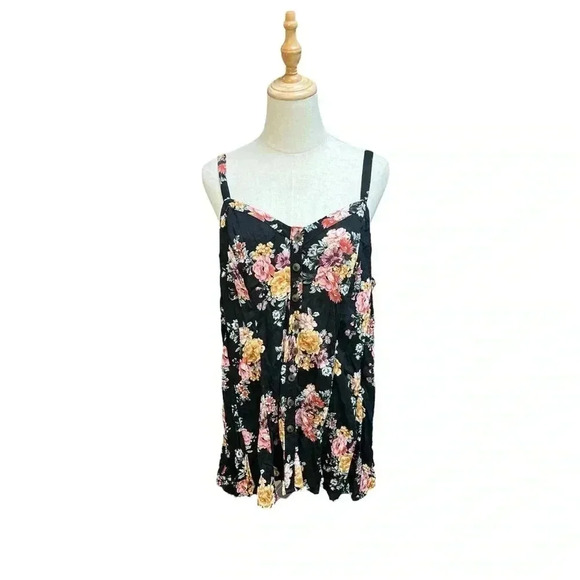 NWT Torrid Challis Button Up Sleeveless Floral Cami Size 1X - Picture 1 of 6